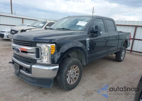 2017 Ford F-250 Xl z USA, uszkodzony, nr VIN 1FT7W2B62HED07887